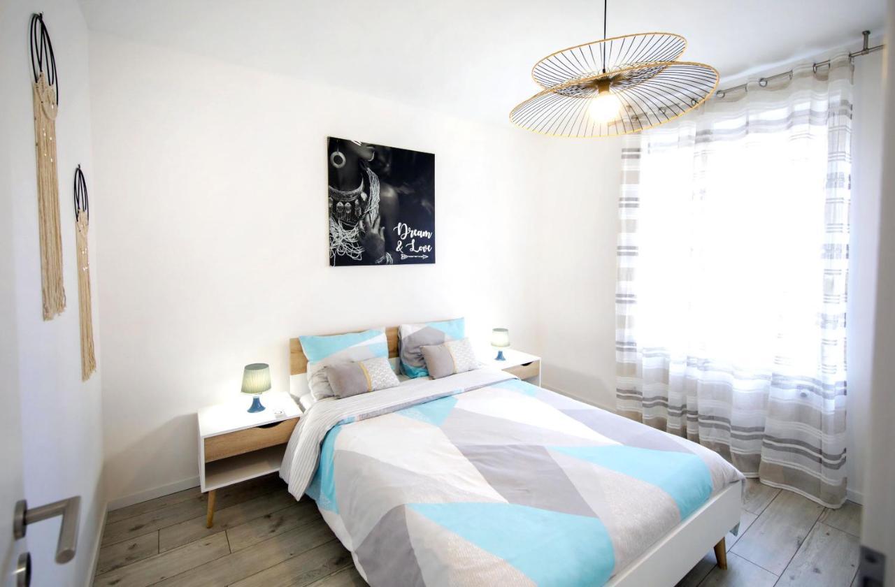 L'Instant T 4* Balneo, Sauna Et Parking Prive Apartment Colmar Ngoại thất bức ảnh